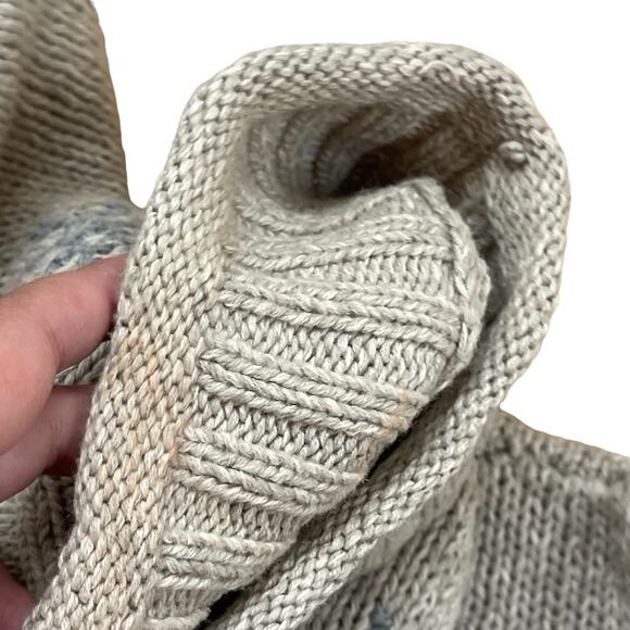 Vintage Hand-knit American Eagle Sweater Snow Reindeer Chunky - Picture 3 of 5